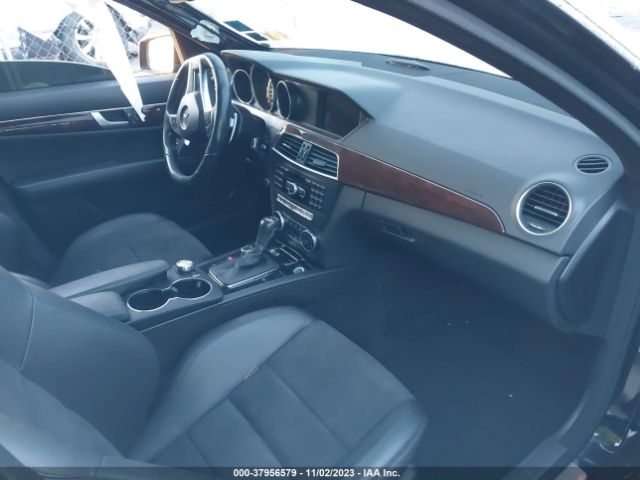 Photo 4 VIN: WDDGF7HB1EA962486 - MERCEDES-BENZ C-CLASS 