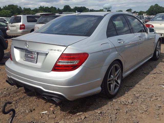 Photo 3 VIN: WDDGF7HB2CA617979 - MERCEDES-BENZ C 63 AMG 