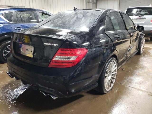 Photo 3 VIN: WDDGF7HB3CA610765 - MERCEDES-BENZ C 63 AMG 