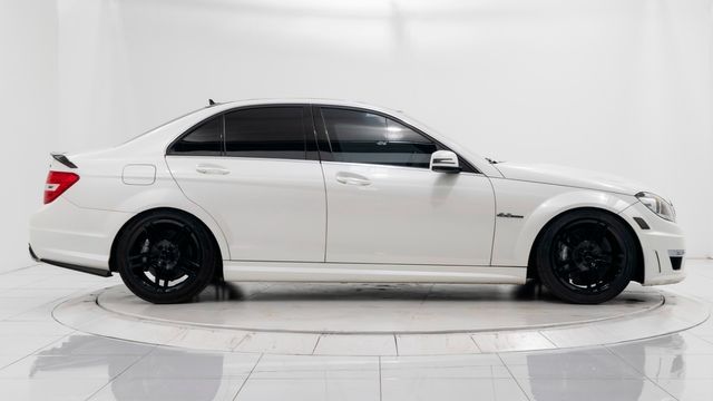 Photo 5 VIN: WDDGF7HB5DA767571 - MERCEDES-BENZ C 63 AMG 