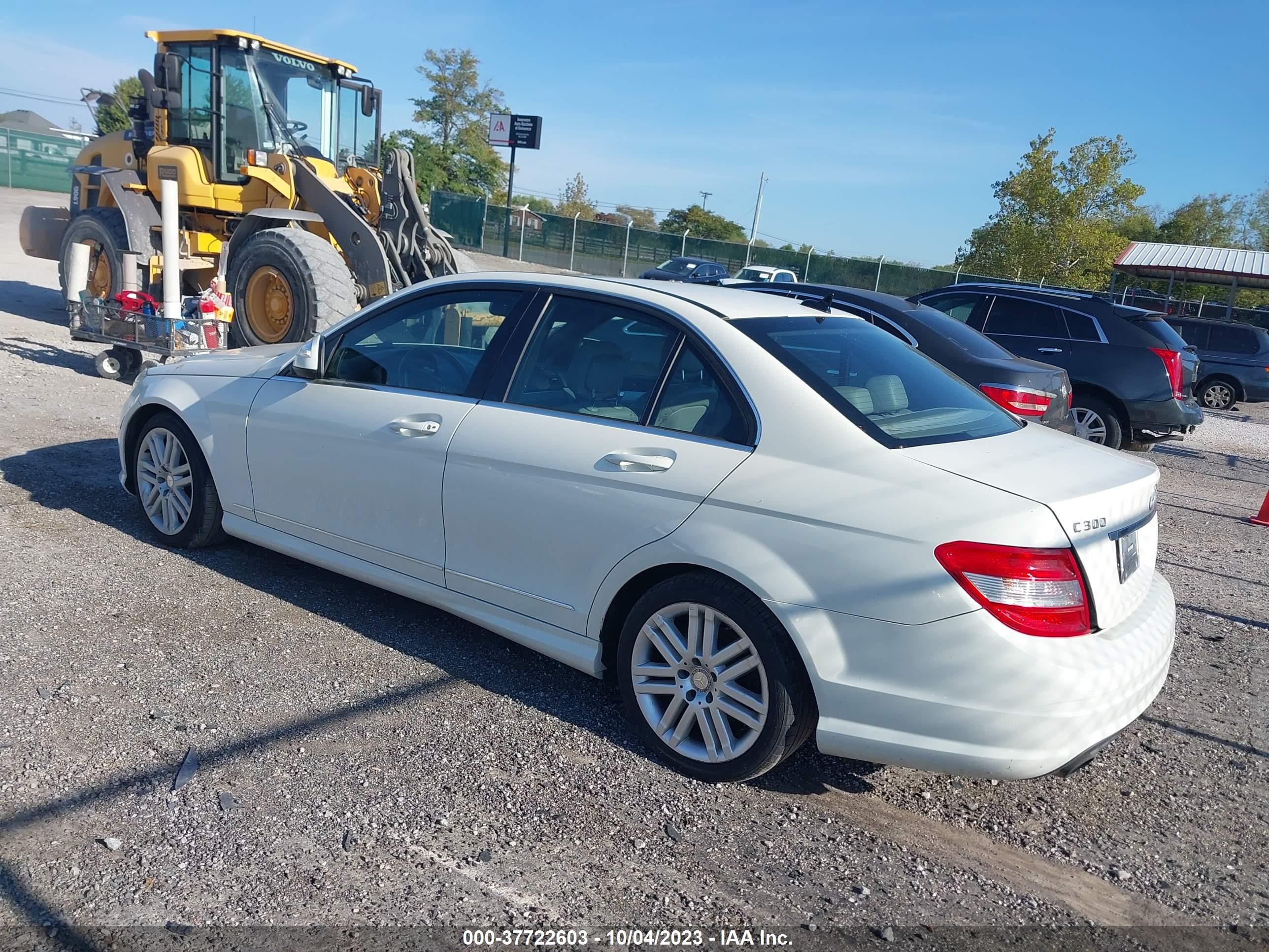 Photo 2 VIN: WDDGF81X08F132567 - MERCEDES-BENZ C-KLASSE 