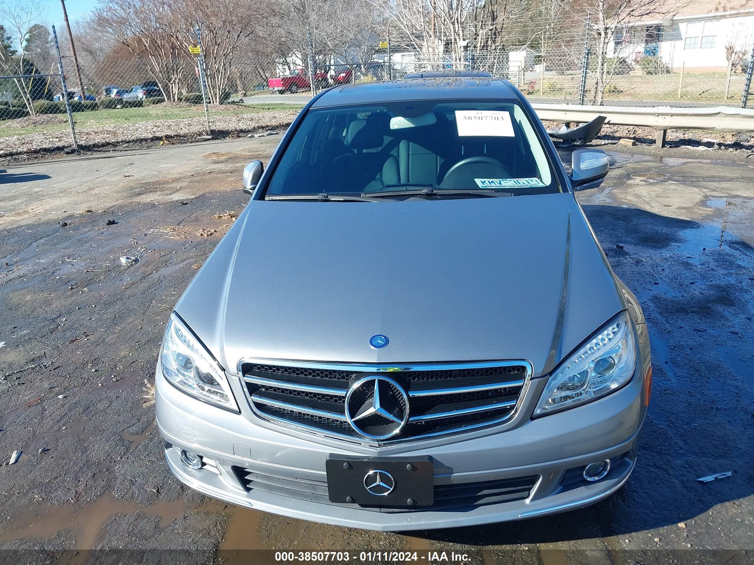 Photo 11 VIN: WDDGF81X09R055537 - MERCEDES-BENZ C-KLASSE 