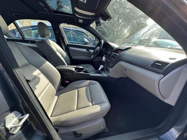 Photo 4 VIN: WDDGF81X88F098796 - MERCEDES-BENZ C 300 4MAT 