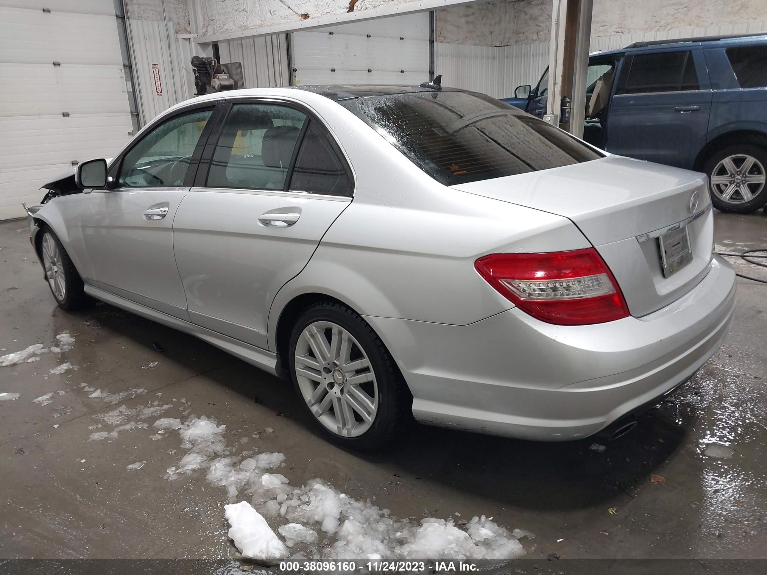 Photo 2 VIN: WDDGF81X99F219241 - MERCEDES-BENZ C-KLASSE 