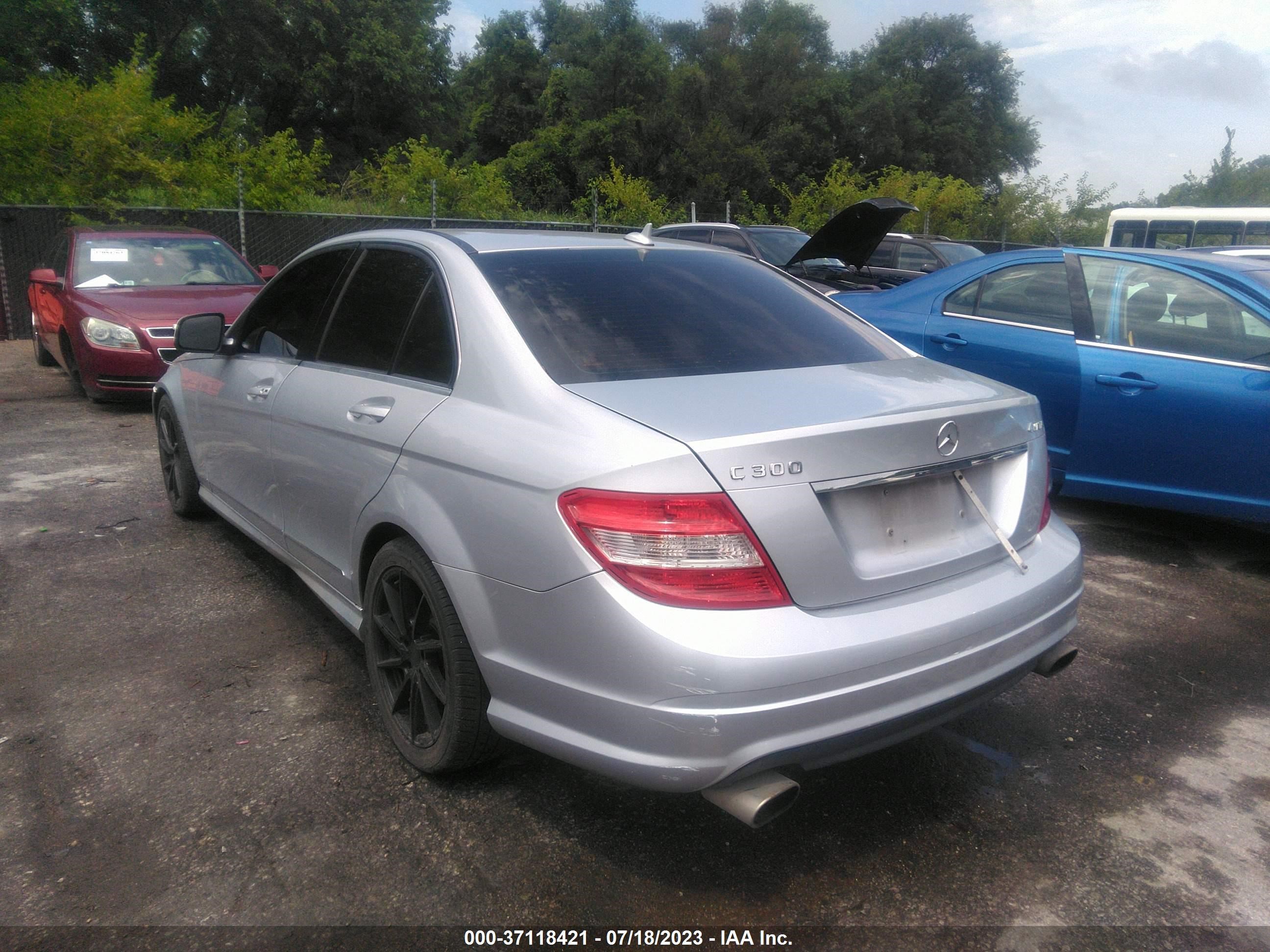 Photo 2 VIN: WDDGF81XX8F101438 - MERCEDES-BENZ C-KLASSE 