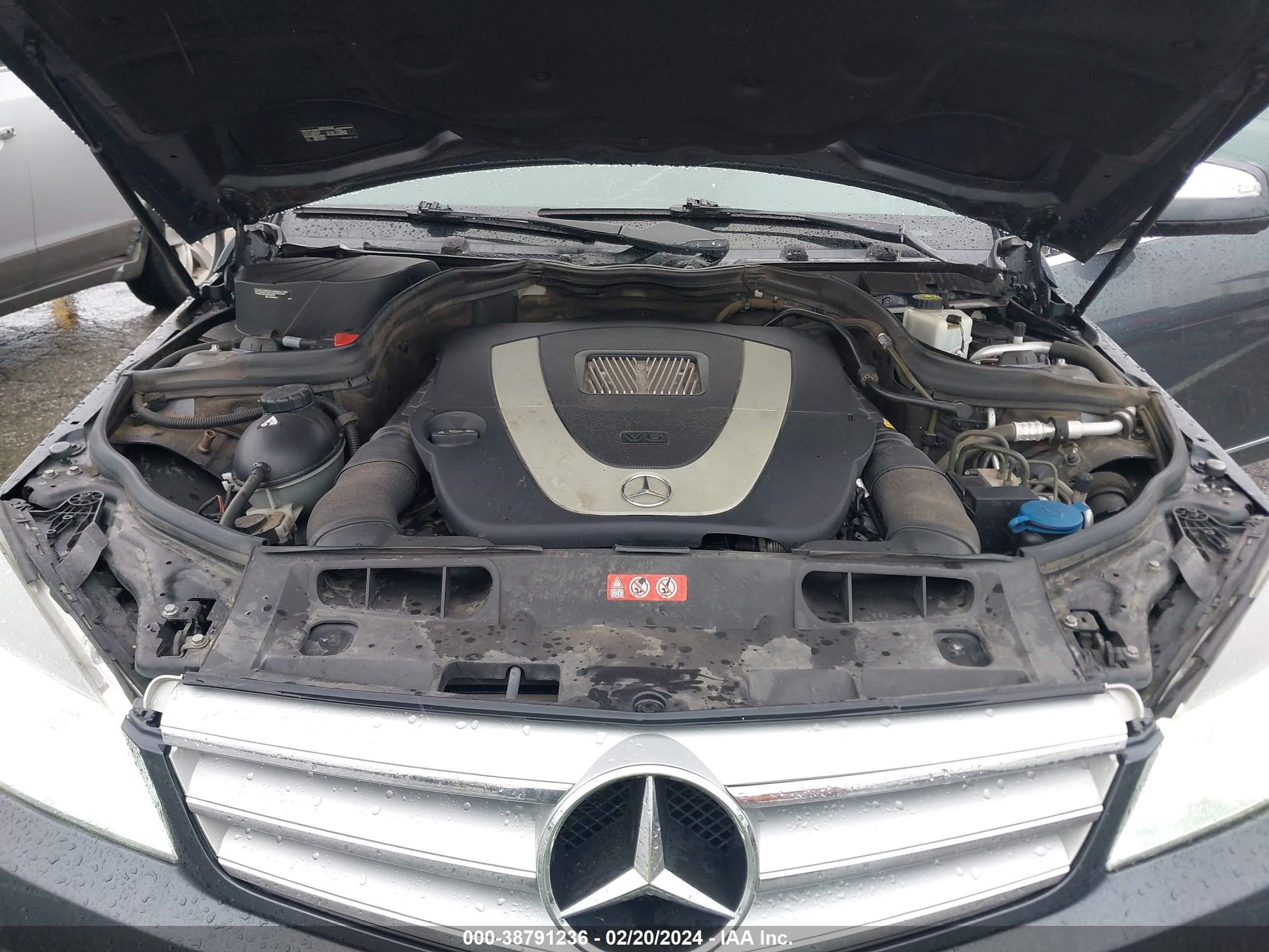 Photo 9 VIN: WDDGF81XX9R064794 - MERCEDES-BENZ C-KLASSE 