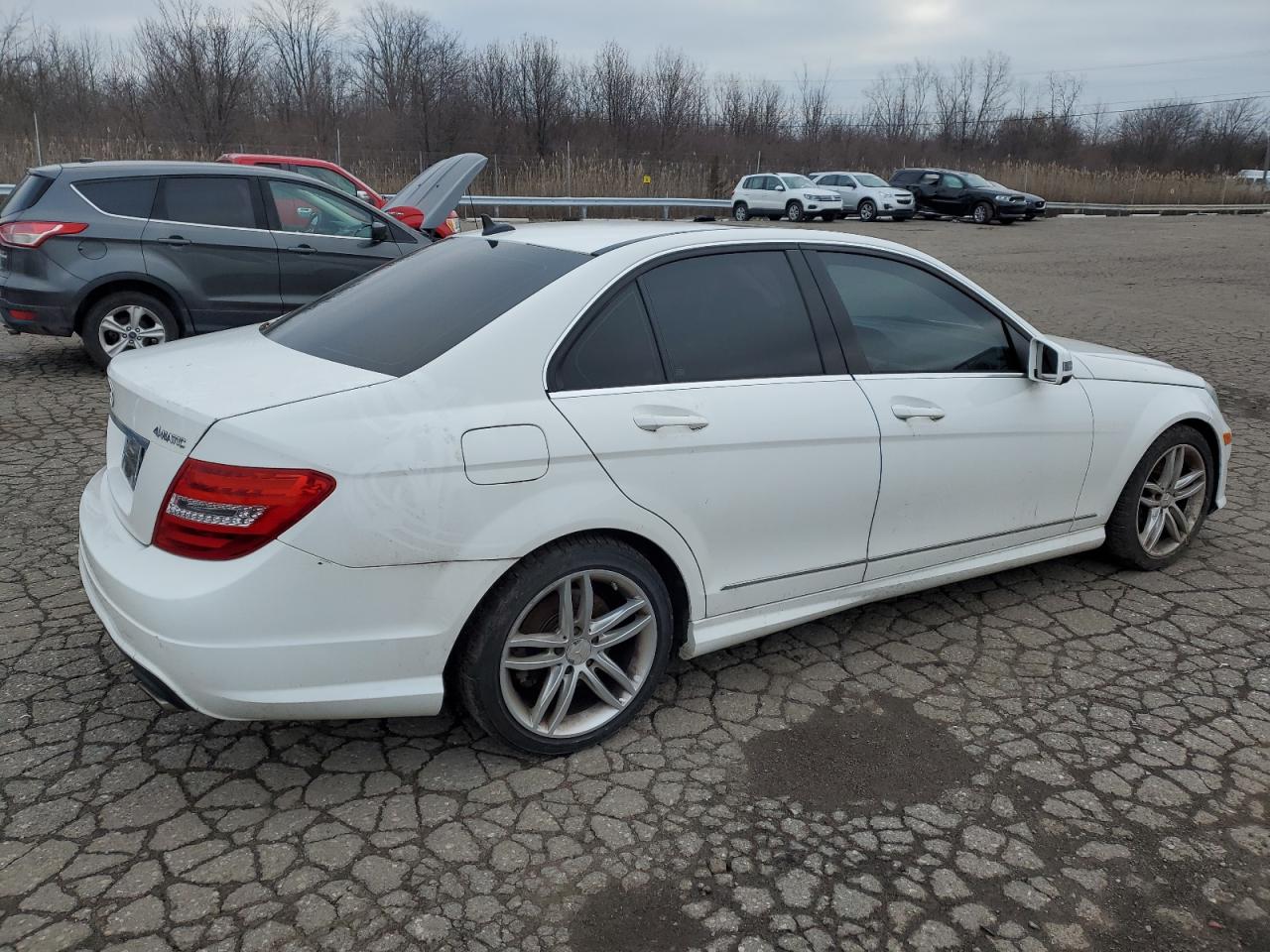 Photo 2 VIN: WDDGF8AB0DA796833 - MERCEDES-BENZ C-KLASSE 