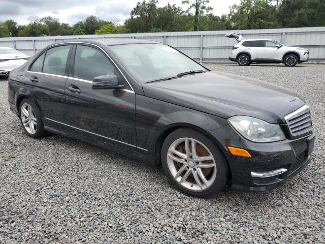 Photo 3 VIN: WDDGF8AB0DA838465 - MERCEDES-BENZ C 300 4MAT 