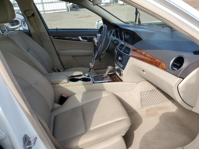 Photo 4 VIN: WDDGF8AB0DR245805 - MERCEDES-BENZ C 300 4MAT 