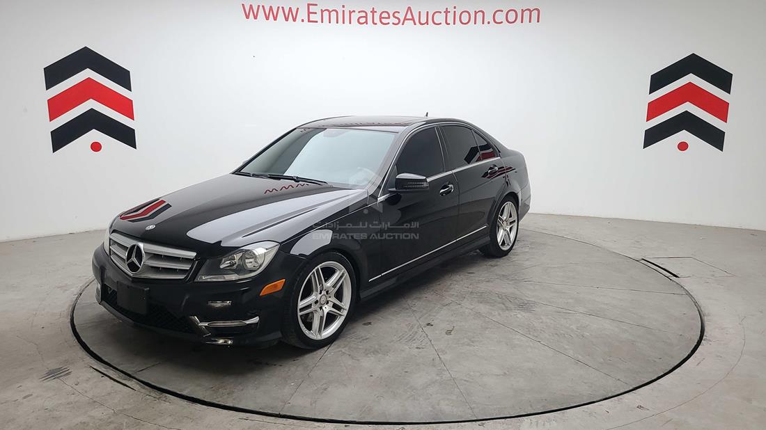 Photo 34 VIN: WDDGF8AB0DR247148 - MERCEDES C 