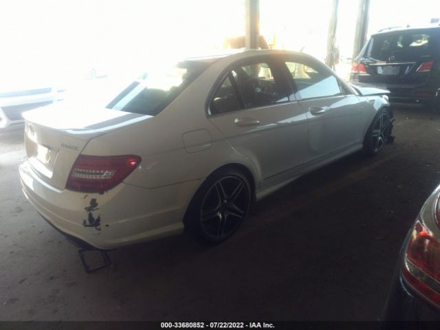 Photo 3 VIN: WDDGF8AB0DR260952 - MERCEDES-BENZ C-CLASS 