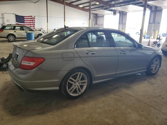 Photo 2 VIN: WDDGF8AB0DR262491 - MERCEDES-BENZ C 300 4MAT 