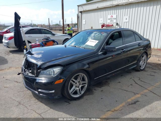 Photo 1 VIN: WDDGF8AB0DR290405 - MERCEDES-BENZ C 300 