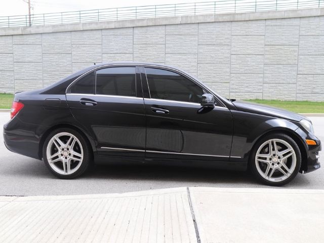 Photo 9 VIN: WDDGF8AB0EA920987 - MERCEDES-BENZ C-CLASS 