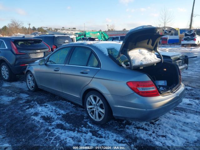 Photo 2 VIN: WDDGF8AB0EA951107 - MERCEDES-BENZ C 300 