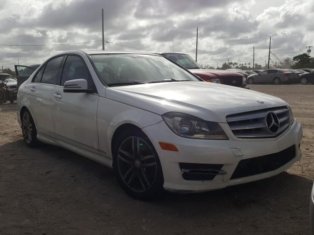 Photo 0 VIN: WDDGF8AB1DG069021 - MERCEDES-BENZ C 300 4MAT 