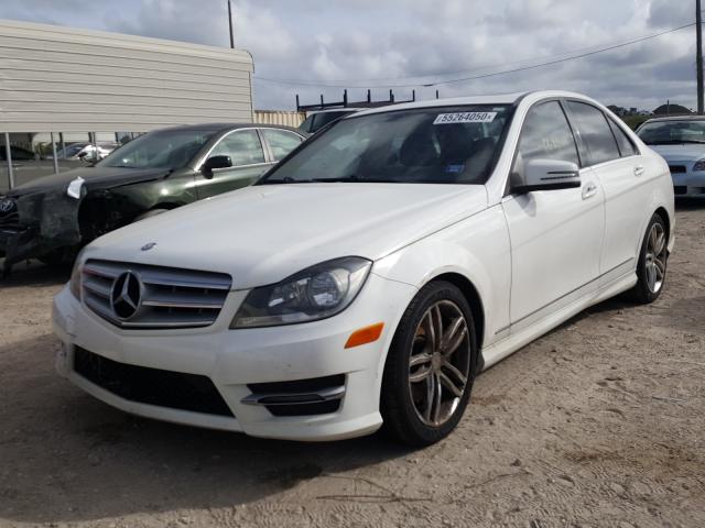 Photo 1 VIN: WDDGF8AB1DG069021 - MERCEDES-BENZ C 300 4MAT 