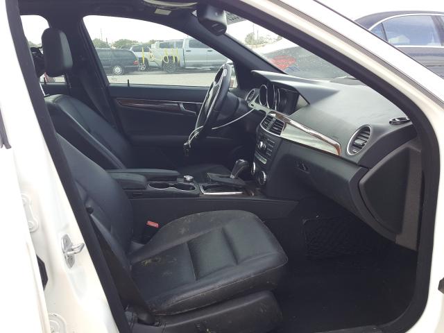 Photo 4 VIN: WDDGF8AB1DG069021 - MERCEDES-BENZ C 300 4MAT 