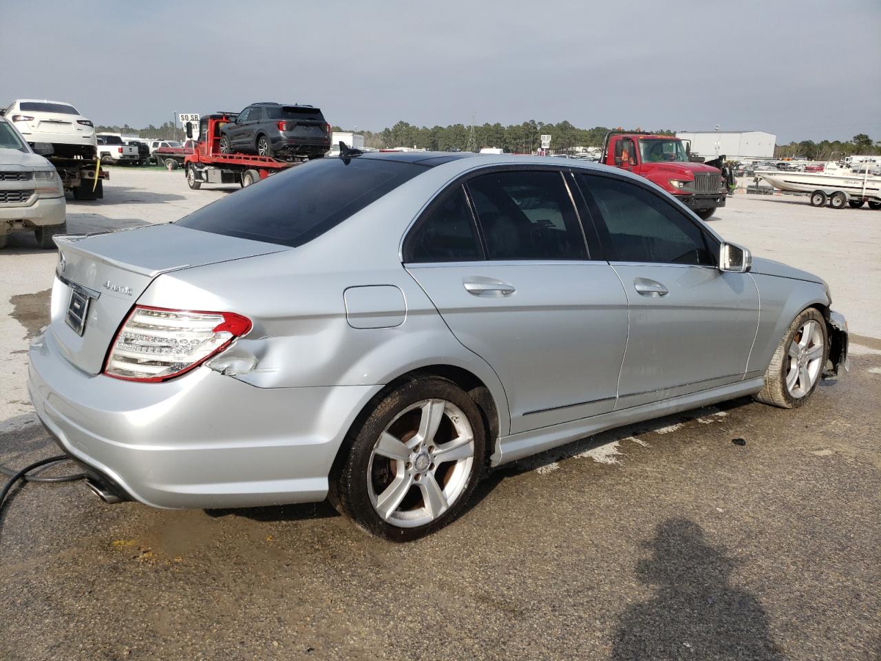 Photo 2 VIN: WDDGF8AB1DG070251 - MERCEDES-BENZ C-KLASSE 