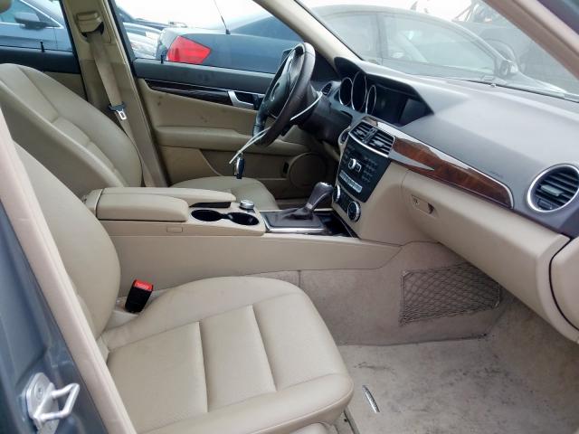 Photo 4 VIN: WDDGF8AB1DG102907 - MERCEDES-BENZ C 300 4MAT 