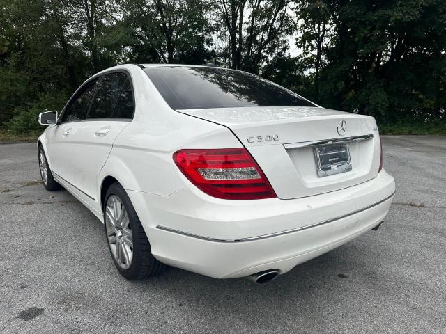 Photo 2 VIN: WDDGF8AB1DR243044 - MERCEDES-BENZ C 300 4MAT 