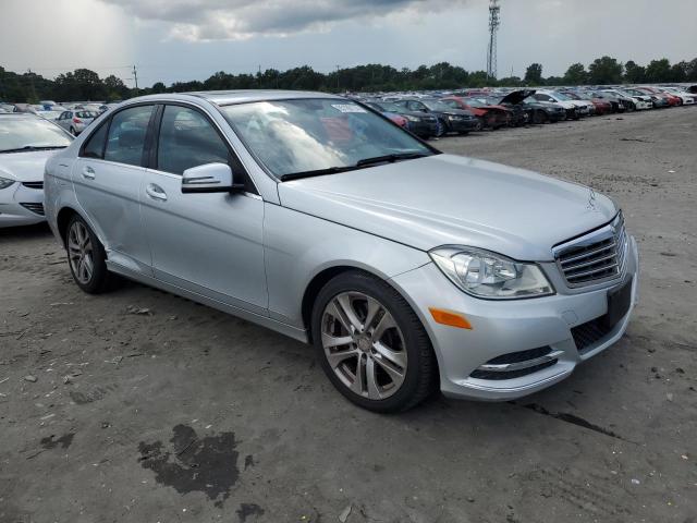 Photo 3 VIN: WDDGF8AB1DR250690 - MERCEDES-BENZ C 300 4MAT 