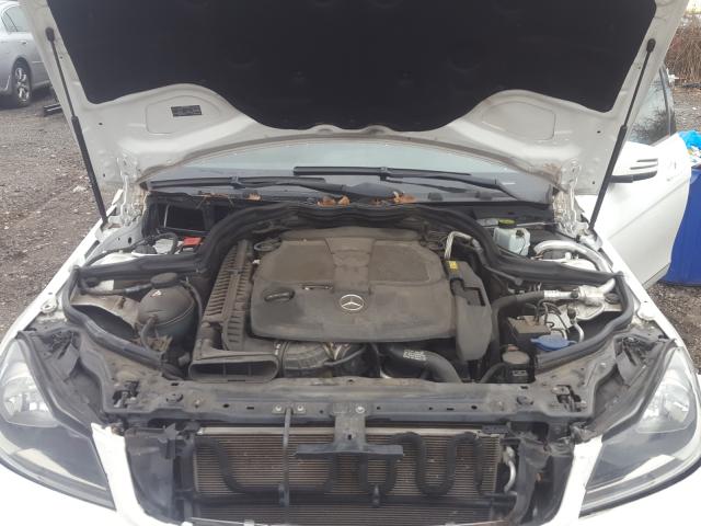 Photo 6 VIN: WDDGF8AB1DR269661 - MERCEDES-BENZ C 300 4MAT 