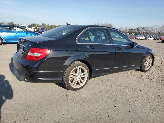 Photo 2 VIN: WDDGF8AB1DR273113 - MERCEDES-BENZ C-CLASS 