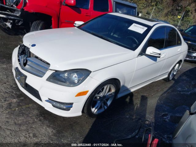 Photo 1 VIN: WDDGF8AB1DR280014 - MERCEDES-BENZ C 300 