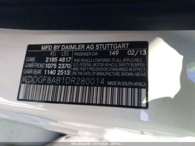 Photo 8 VIN: WDDGF8AB1DR280014 - MERCEDES-BENZ C 300 