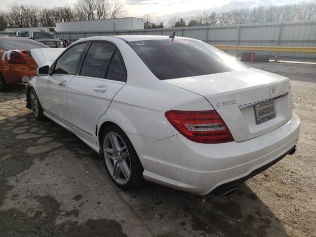 Photo 2 VIN: WDDGF8AB1DR282992 - MERCEDES-BENZ C 300 4MAT 