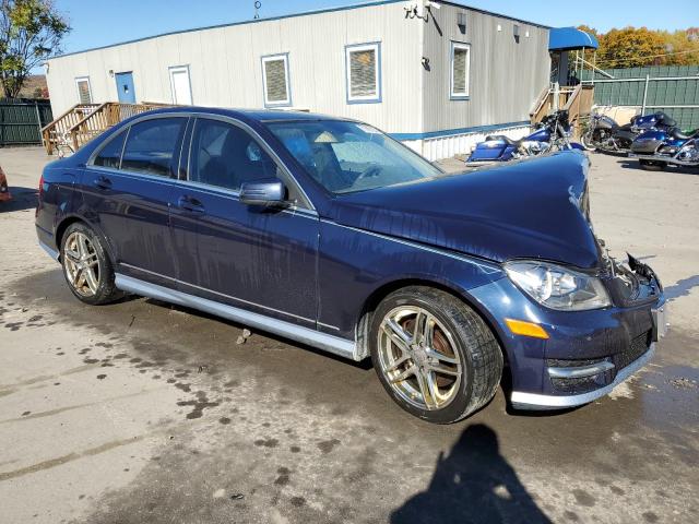 Photo 3 VIN: WDDGF8AB1EA953187 - MERCEDES-BENZ C 300 4MAT 