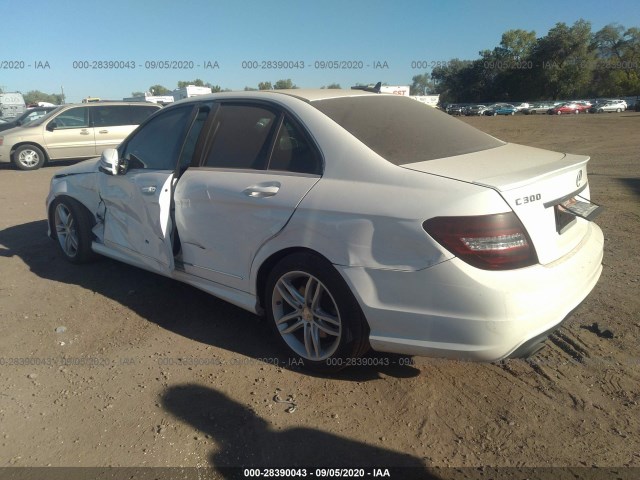 Photo 2 VIN: WDDGF8AB1EA959152 - MERCEDES-BENZ C-CLASS 