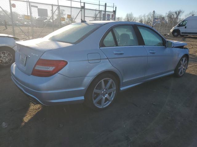 Photo 2 VIN: WDDGF8AB2DA797188 - MERCEDES-BENZ C 300 4MAT 