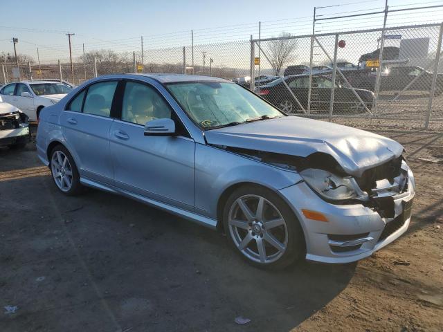 Photo 3 VIN: WDDGF8AB2DA797188 - MERCEDES-BENZ C 300 4MAT 