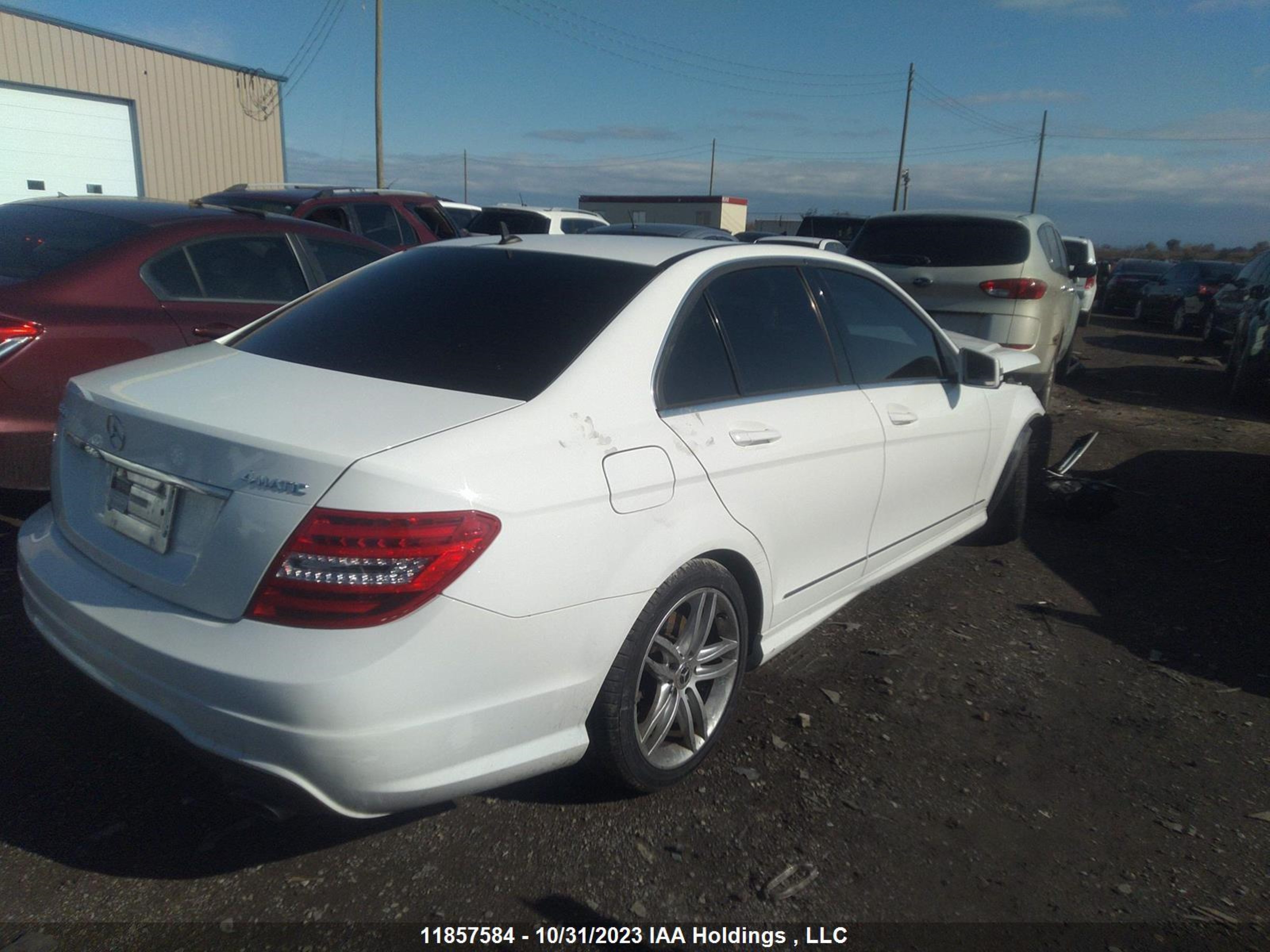 Photo 3 VIN: WDDGF8AB2DA814605 - MERCEDES-BENZ C-KLASSE 