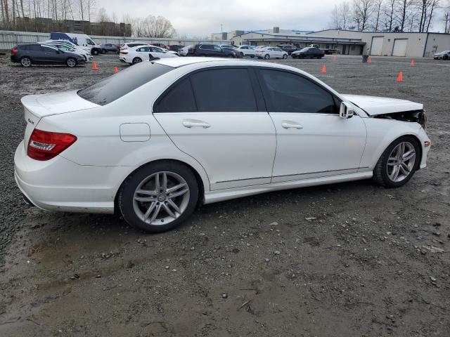 Photo 2 VIN: WDDGF8AB2DG101524 - MERCEDES-BENZ C 300 4MAT 