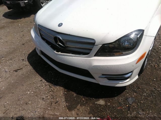 Photo 5 VIN: WDDGF8AB2DR244199 - MERCEDES-BENZ C-CLASS 