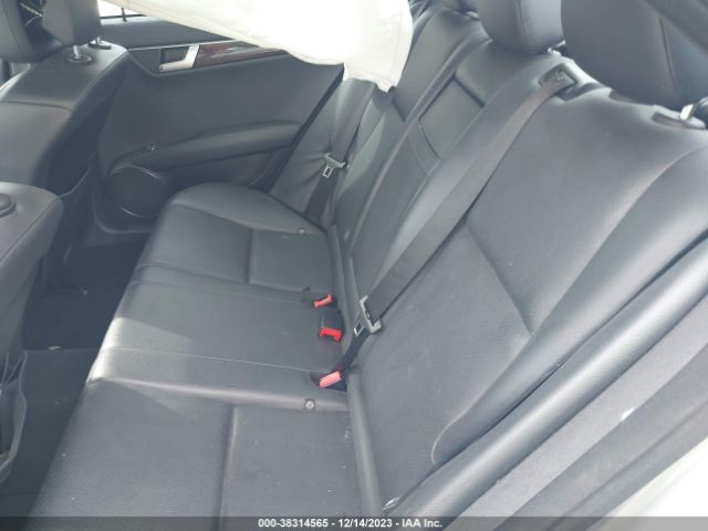 Photo 7 VIN: WDDGF8AB2DR256773 - MERCEDES-BENZ C 300 