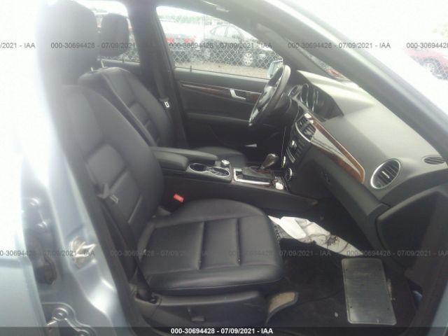 Photo 4 VIN: WDDGF8AB2DR260029 - MERCEDES-BENZ C-CLASS 