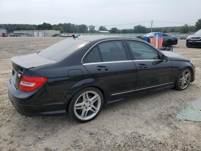 Photo 2 VIN: WDDGF8AB2DR263030 - MERCEDES-BENZ C 300 4MAT 