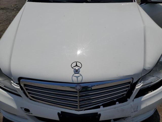 Photo 10 VIN: WDDGF8AB2DR273640 - MERCEDES-BENZ C-CLASS 