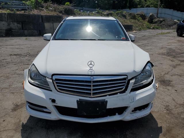 Photo 4 VIN: WDDGF8AB2DR273640 - MERCEDES-BENZ C-CLASS 