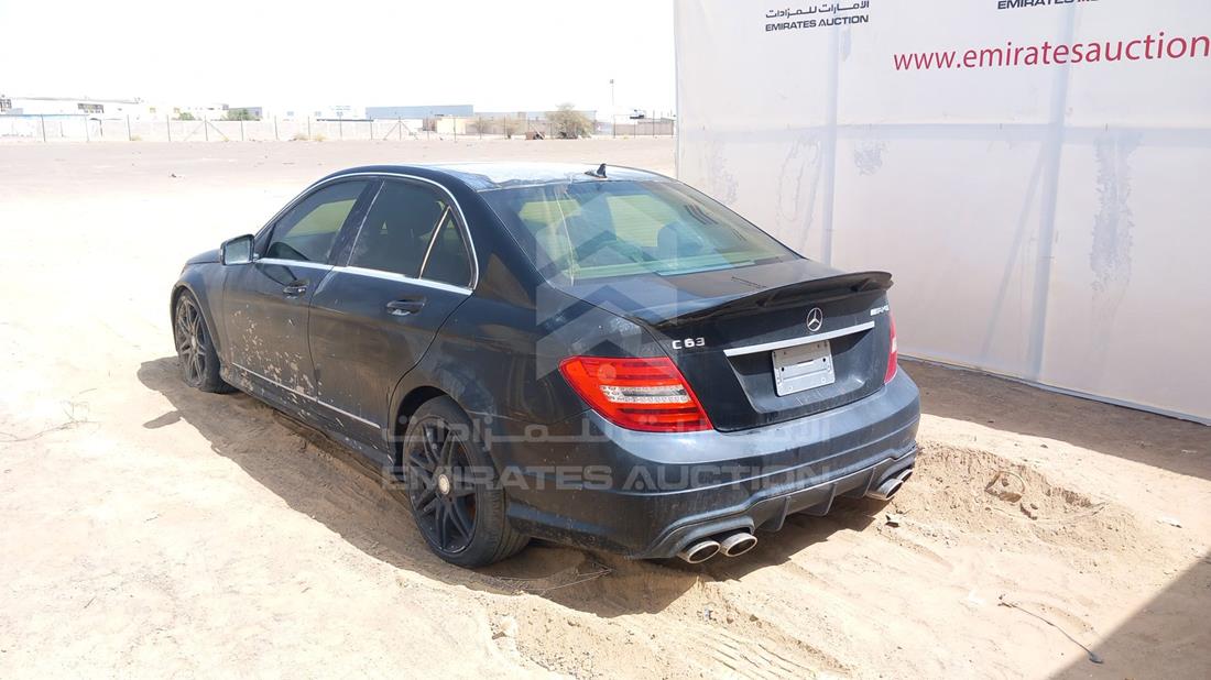 Photo 6 VIN: WDDGF8AB2DR274965 - MERCEDES C 