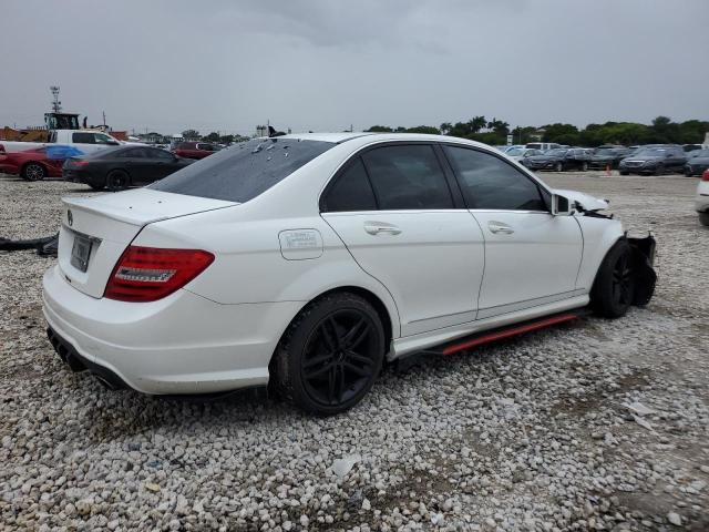 Photo 2 VIN: WDDGF8AB2DR276229 - MERCEDES-BENZ C 300 4MAT 