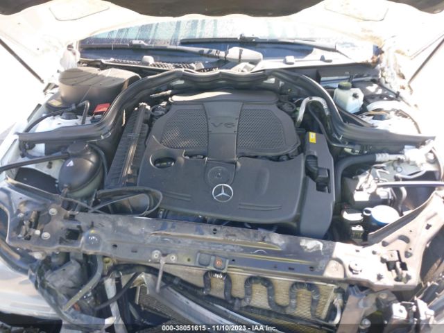 Photo 9 VIN: WDDGF8AB2EA890858 - MERCEDES-BENZ C 300 