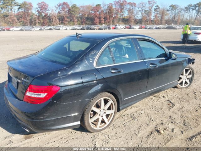 Photo 3 VIN: WDDGF8AB2EA967678 - MERCEDES-BENZ C 300 