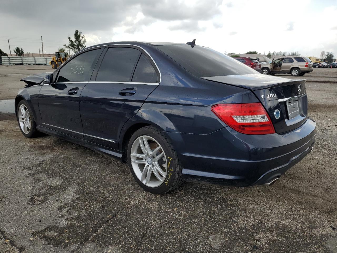 Photo 1 VIN: WDDGF8AB2EG228291 - MERCEDES-BENZ C-KLASSE 