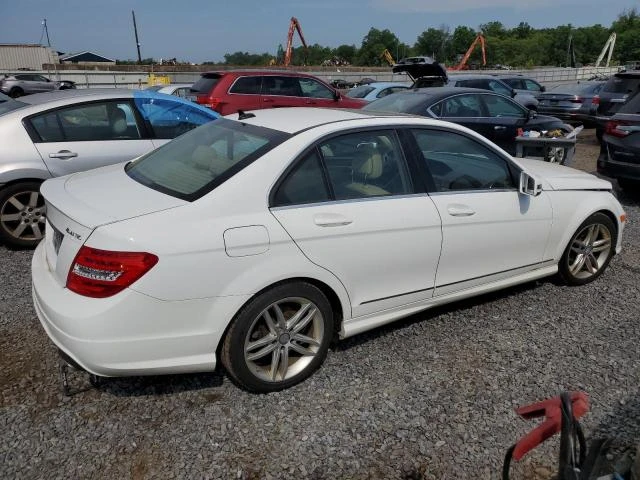 Photo 2 VIN: WDDGF8AB2ER303043 - MERCEDES-BENZ C 300 4MAT 