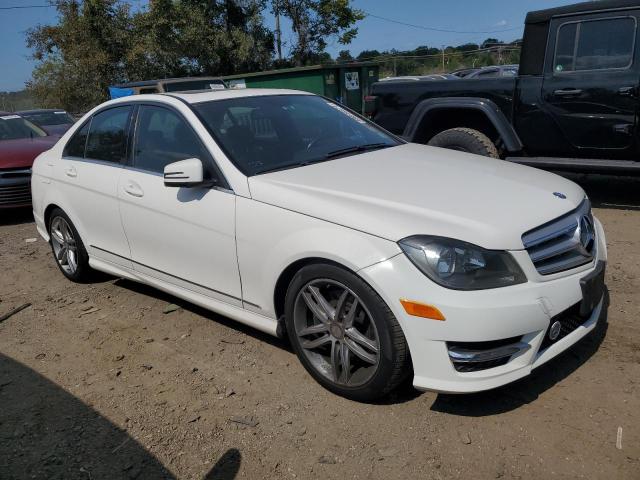 Photo 3 VIN: WDDGF8AB3DA762563 - MERCEDES-BENZ C 300 4MAT 